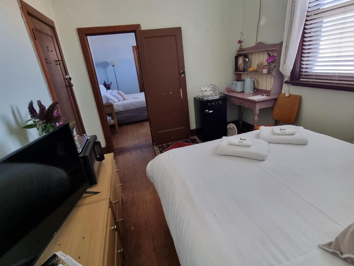 Saint Arnaud La Cochon Rose Motel מראה חיצוני תמונה