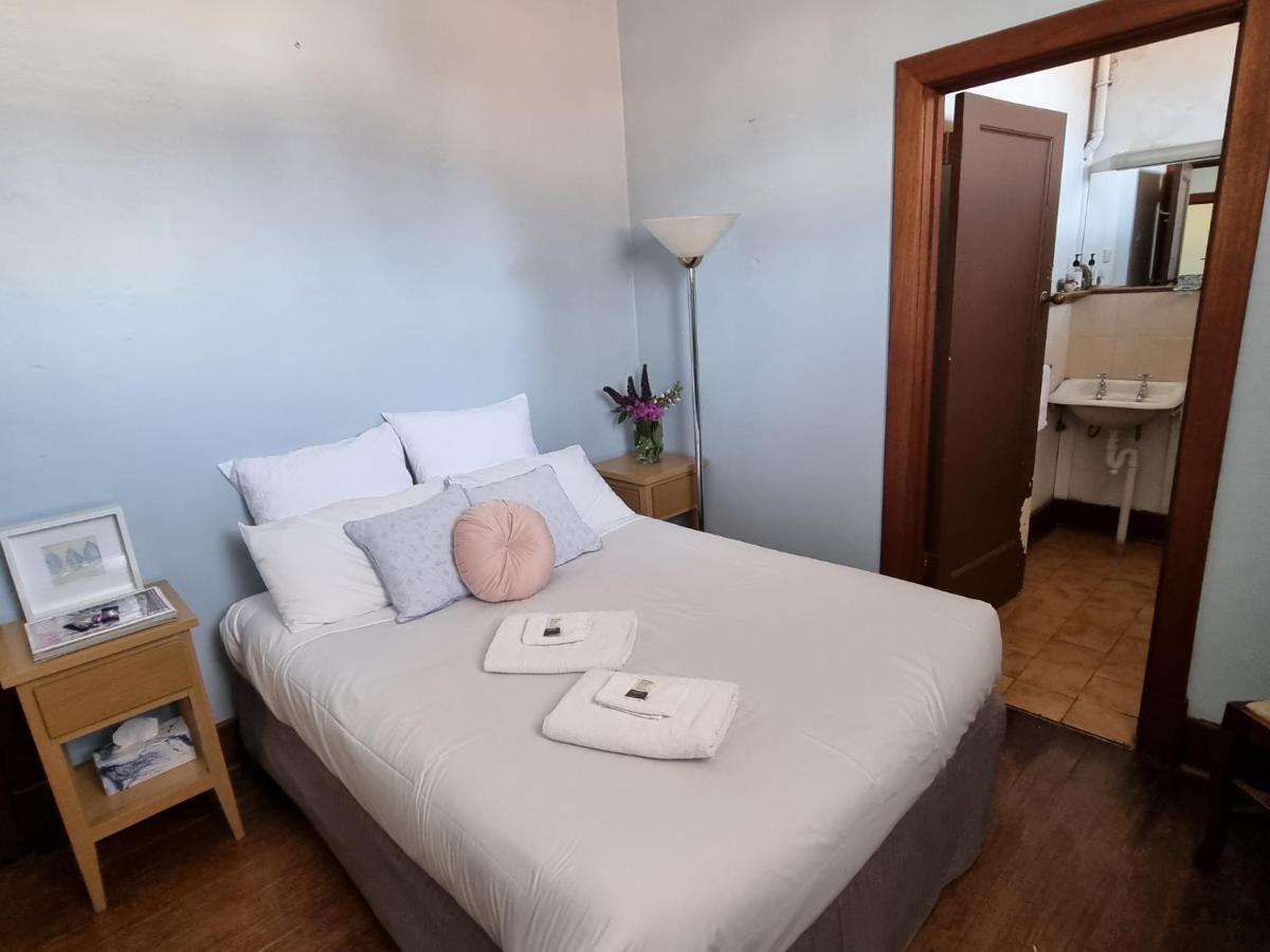 Saint Arnaud La Cochon Rose Motel מראה חיצוני תמונה
