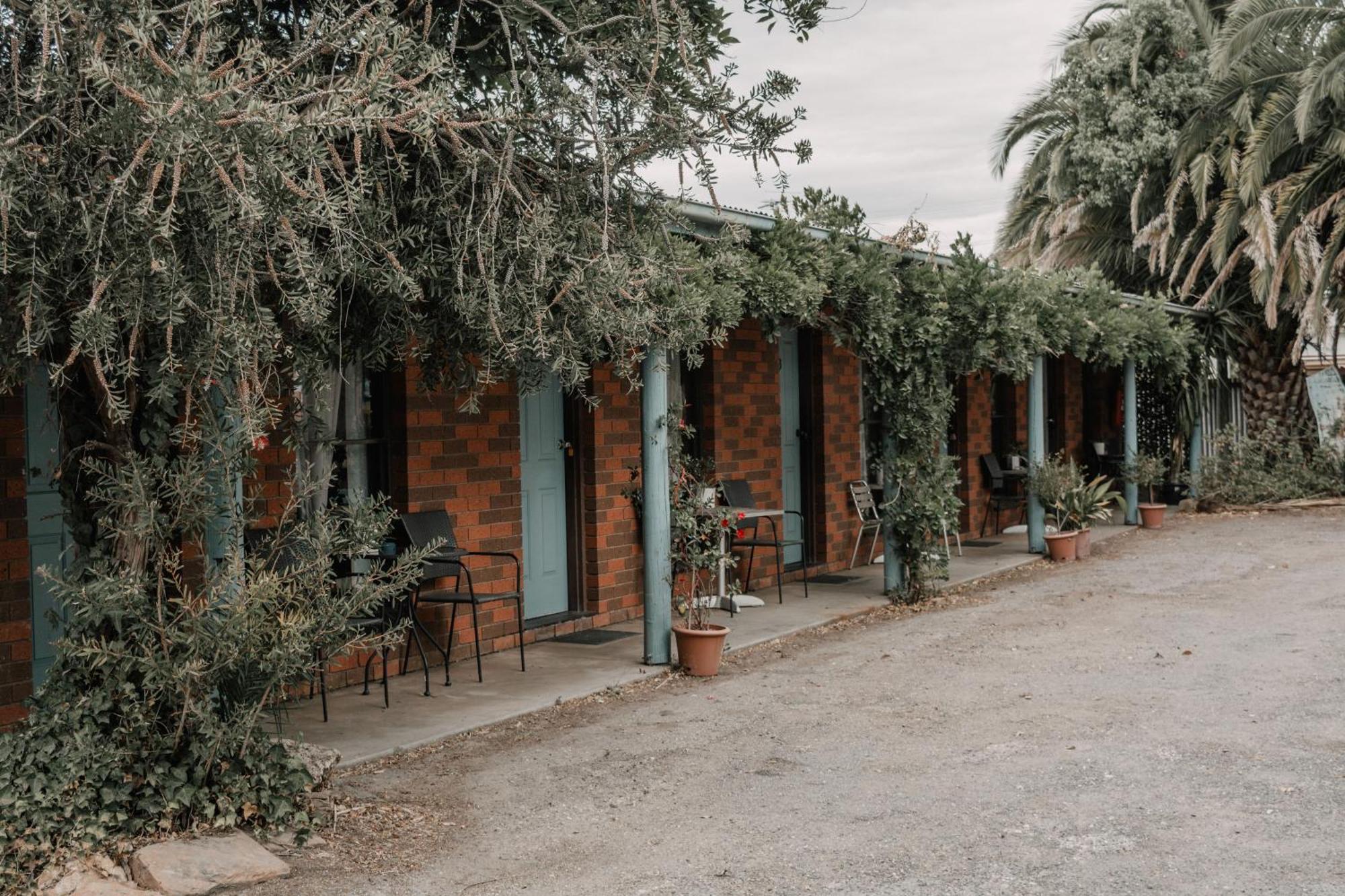Saint Arnaud La Cochon Rose Motel מראה חיצוני תמונה